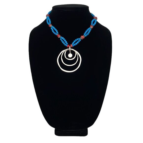 Beaded Necklace Pendant 3 Rings Blue Red Gold 10 Inches - Picture 2 of 8